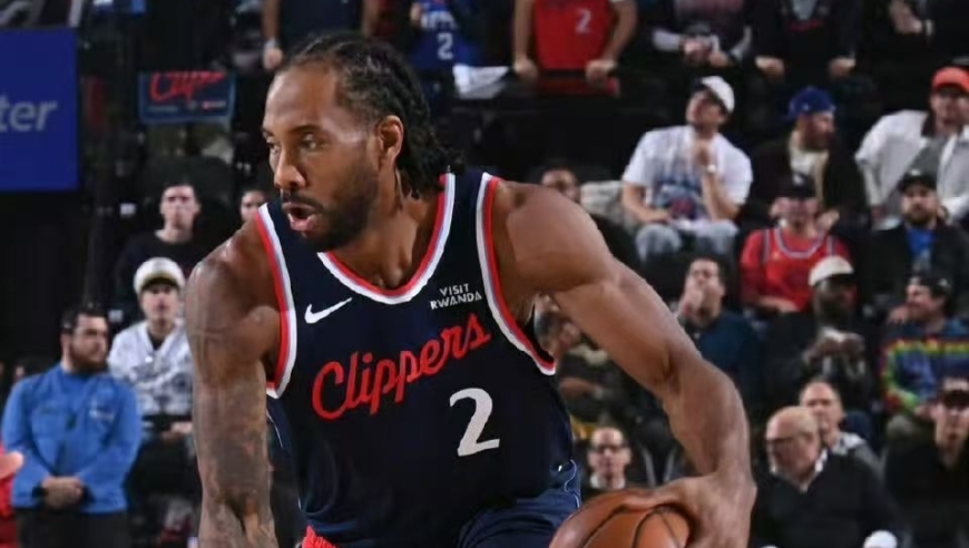 哈登缺阵，快船21分大败！小卡空砍22+8，5连败沦为西部倒数第2