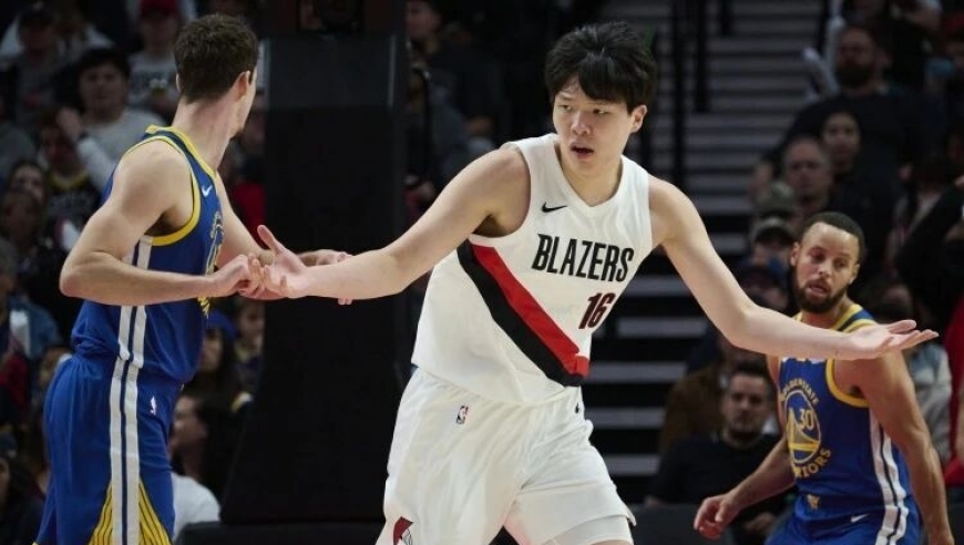杨瀚森再次进化！篮板创生涯新高！库里得到史诗级加强