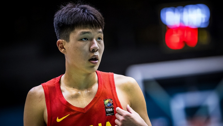打的就是榜眼！看杨瀚森U19世界杯如何对位打爆24年榜眼萨尔