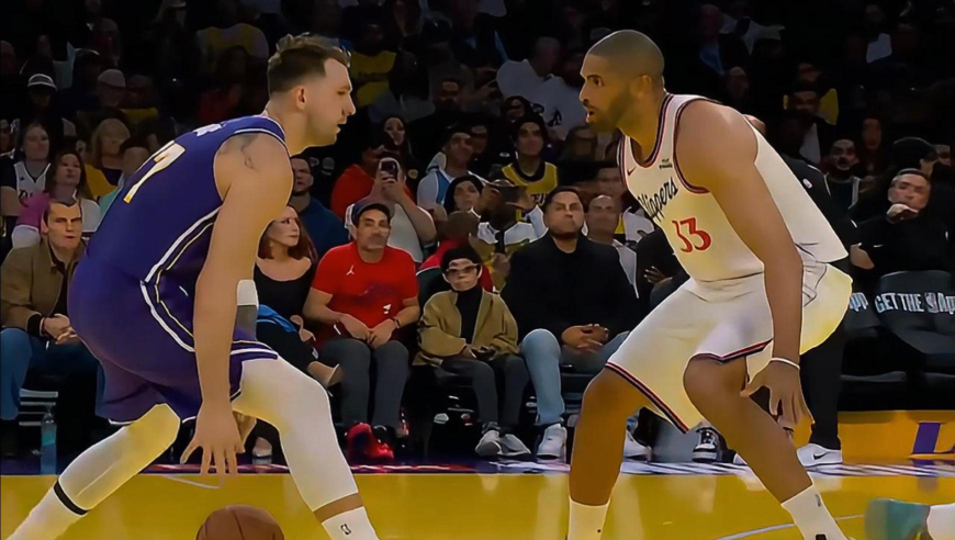 一人打爆一队！东契奇四分钟狂轰17分包揽湖人全部得分打穿快船