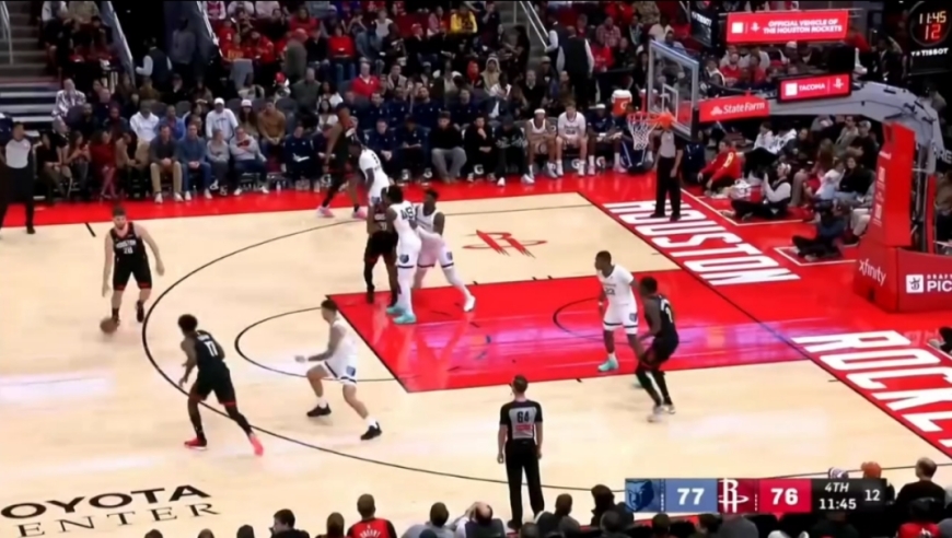 刺激！火箭vs灰熊决胜时刻：杜兰特连飙关键3分杀死比赛