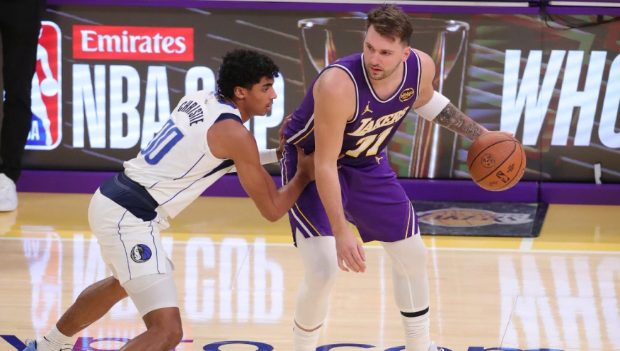 打到独行侠后悔！东契奇vs独行侠35分11助攻：攻传一体打穿老东家