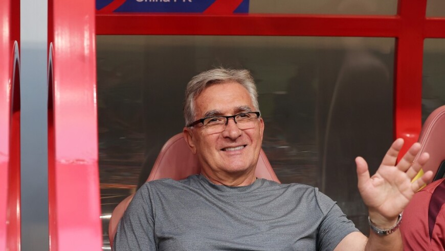 热议伊万退休：妥妥人生赢家；挣完钱留给中国足球一地鸡毛