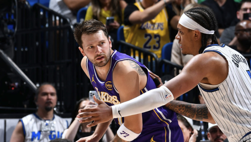 肯纳德0.6秒绝杀魔术！东契奇33+8豪取9连胜 詹姆斯加冕历史出场王