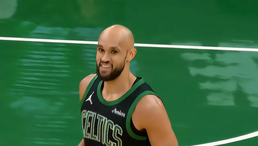 对轰！白帝怀特三分三连击 凯尔特人马刺两分钟时间就对轰21分