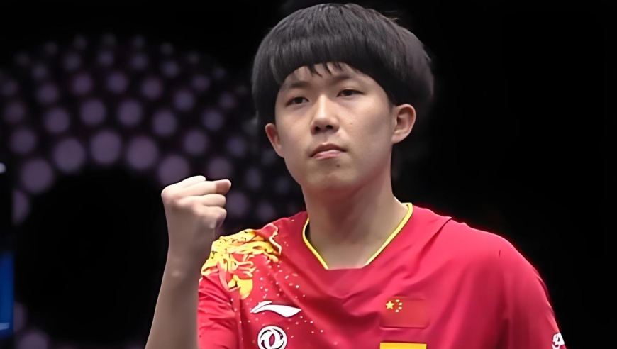 王楚钦左手将光芒照透东海，国内饭圈与日媒封神的十年反差