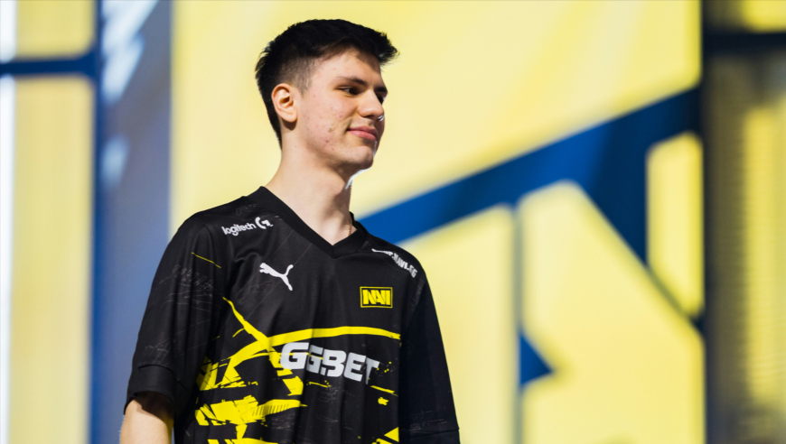 昔日NAVI青训队的少年，如今已成为独当一面的大哥