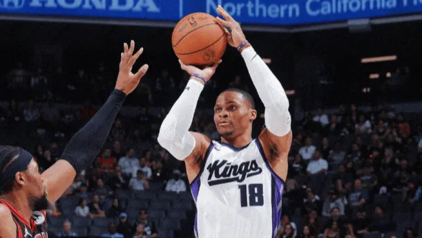 威少你太狠了！NBA 尘封了 70 年的纪录，就这样被你打破了