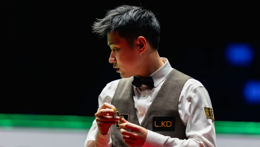 5-4！斯诺克世界大奖赛：赵心童恶战9局绝杀韦克林 会师肖国栋