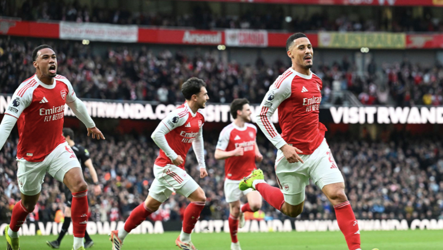 1-2！对方后卫进3球 压哨绝平被吹 11.6亿豪门德比大战吞近5场首败