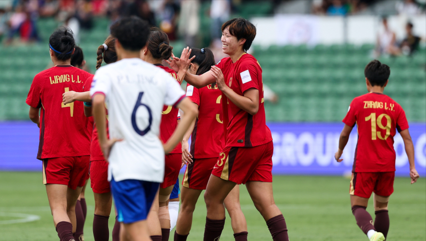 全场沸腾！回看中国女足2粒进球，王霜大师级助攻中国台北全员目送
