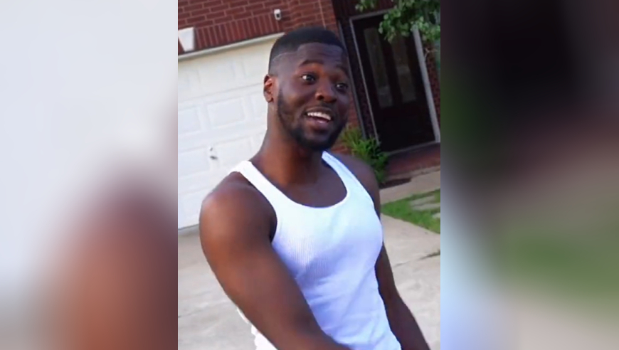 体坛记忆｜球迷恶搞詹姆斯欢迎新队友！（３）