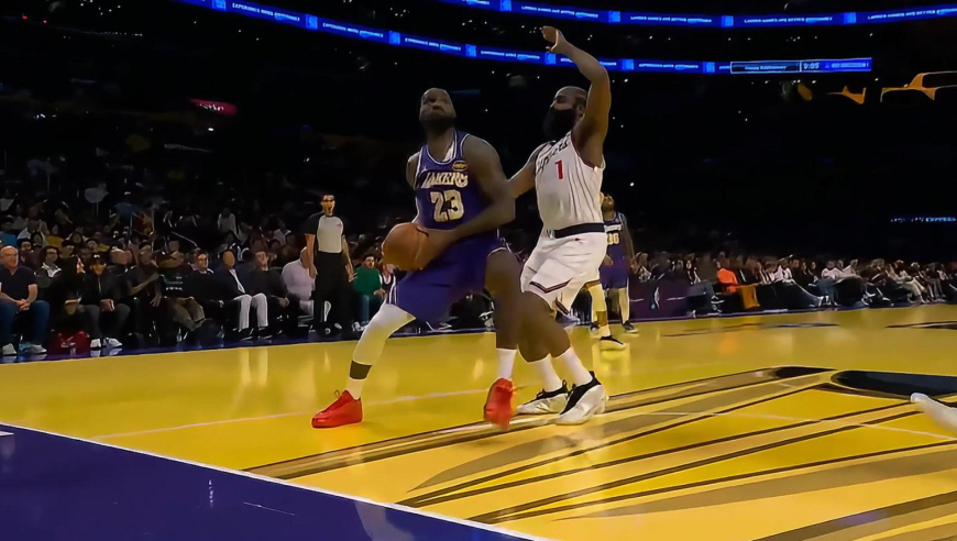 詹姆斯对轰詹姆斯！哈登连突带投连拿5分 勒布朗篮下+三分球回应