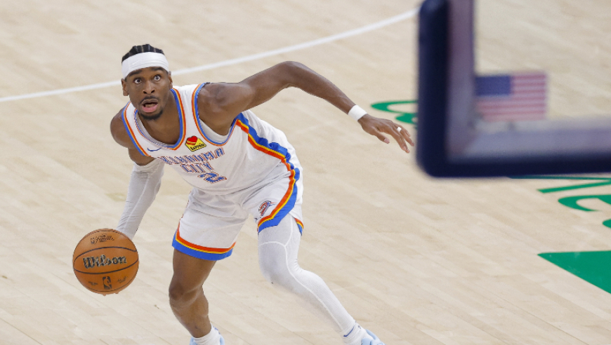 NBA炸裂一夜！雄鹿裁掉利拉德，SGA历史第一，湖人目标再被截胡