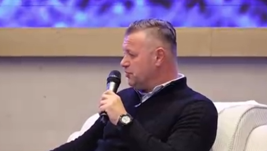 2025中国足球发展交流会 中青赛U15冠军主帅：不要对立传控和大脚，中国球员有个体但缺团队