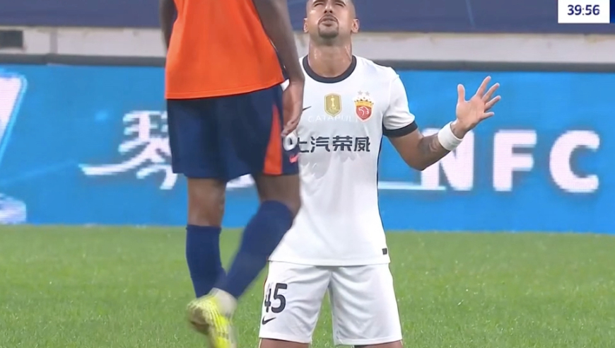 0-1到4-3！中超焦点大战跌宕起伏：争冠豪门4连胜 保级球队7轮不胜
