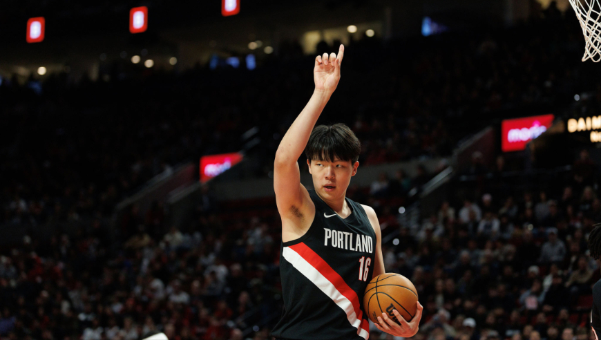 杨瀚森第二节初段表现完整回顾 内线压制吉尔挡拆顺下得分