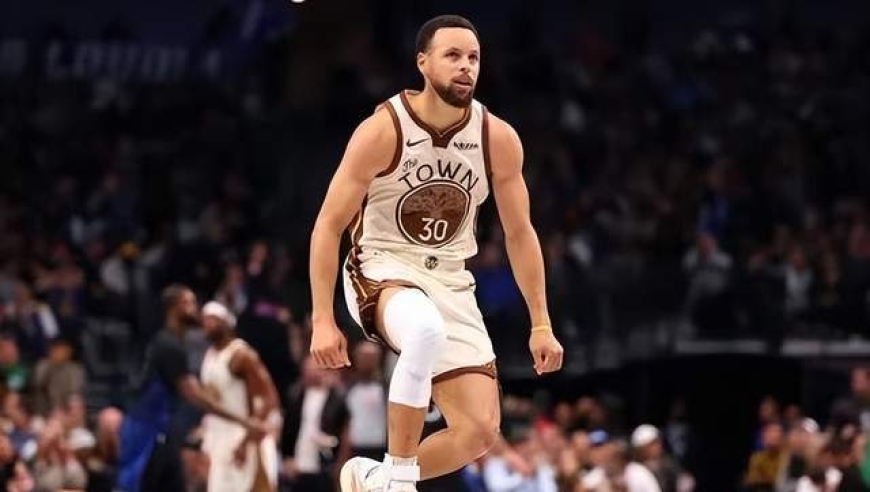 库里创NBA历史首例三分球出手突破1万次&hellip;命中4222个亦为历史之最