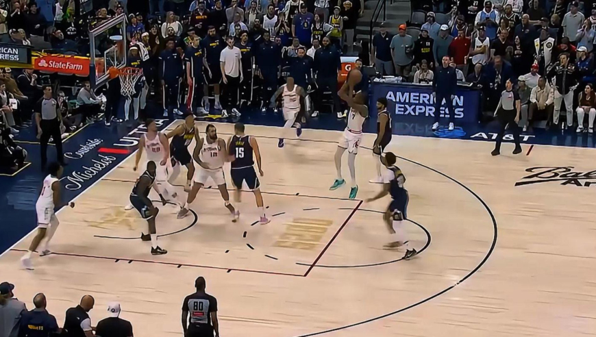 要崩！掘金轰出10-0攻击波反超 杜兰特死神中投助火箭稳住局势