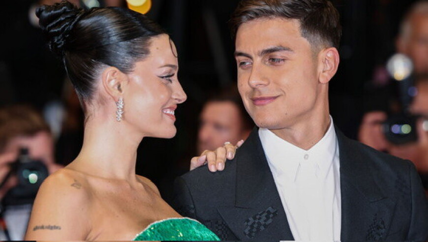 迪巴拉岳母：女儿观看罗马进球时太激动，紧急送到医院后分娩