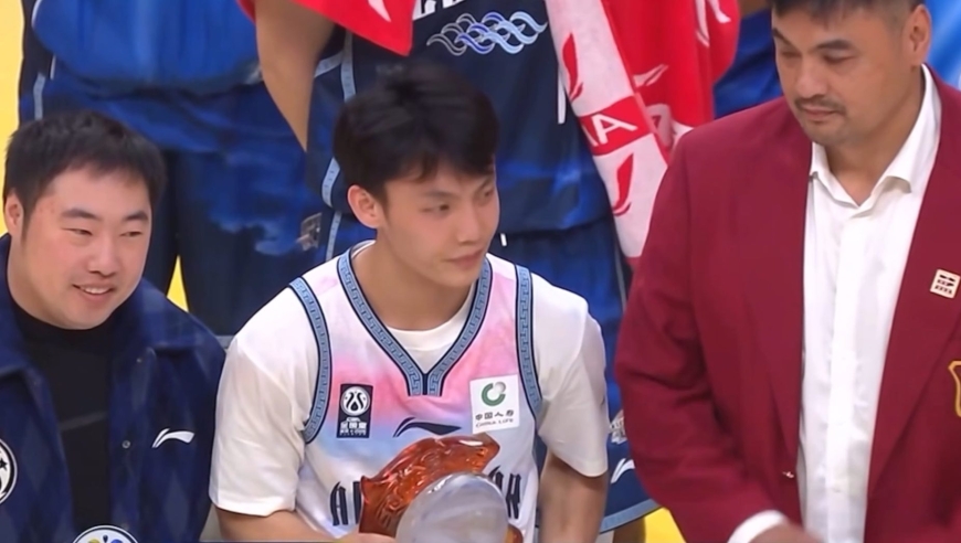 CBA全明星正赛无聊至极，比赛似乎没有强度