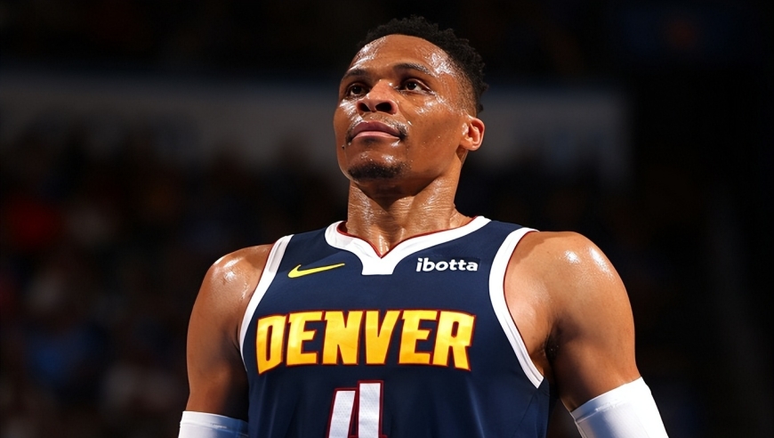 1年360万美金！历史首人！NBA最体面老控卫诞生，威少太难了