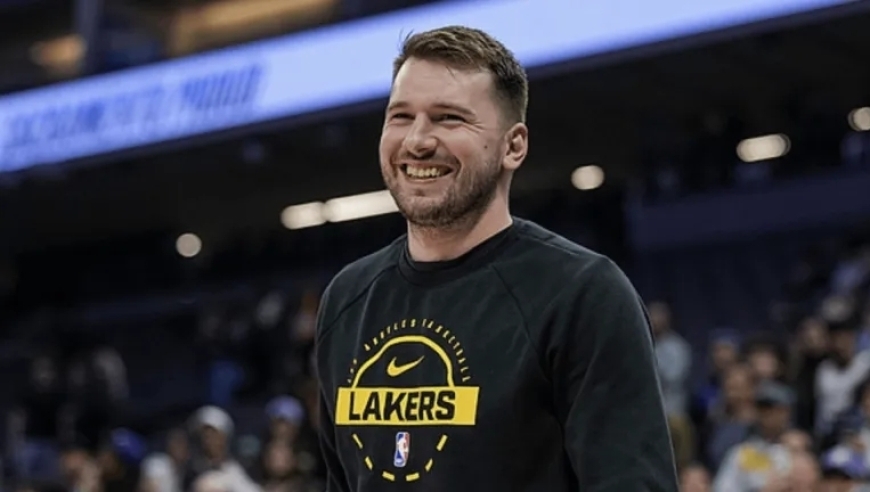 湖人大胜老鹰！文森特+五首齐发挥，八村垒复出，克内克特副作用