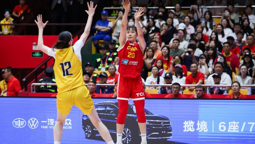 两战轰21分！中国女篮又一26岁1米85悍将崛起：李梦替身13中9真准