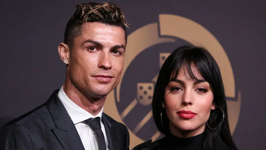 C罗自揭软肋：2年前痛失爱子，全靠未婚妻撑起家庭，明年世界杯夺冠就结婚！