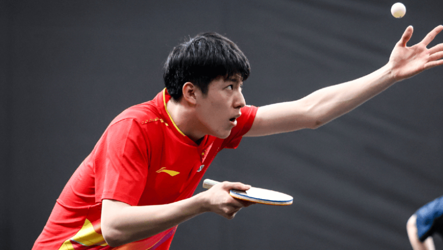WTT多哈球星挑战赛：温瑞博3-1薛飞，晋级男单四强