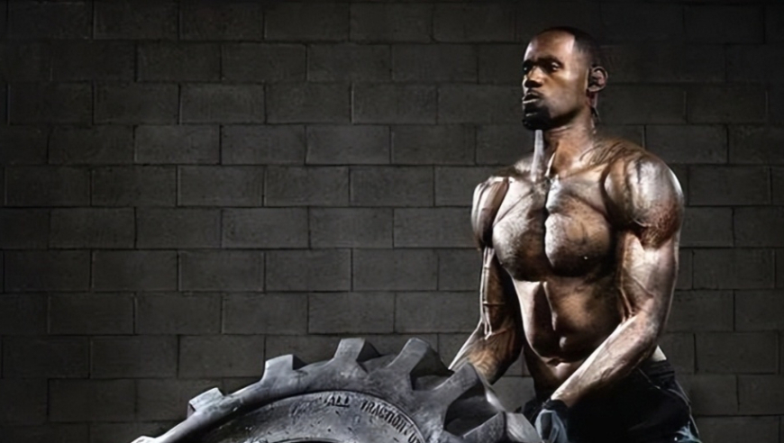 詹姆斯推轮胎，易建联推轮胎，周琦推轮胎，没有对比就没有尴尬！