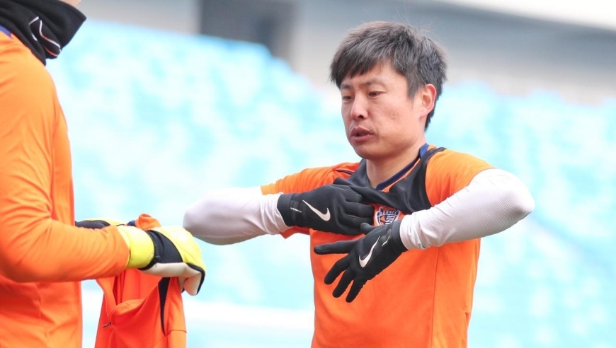 意外吗？曝前国脚将在中超第三轮退役，坐拥中国男足唯一进球纪录