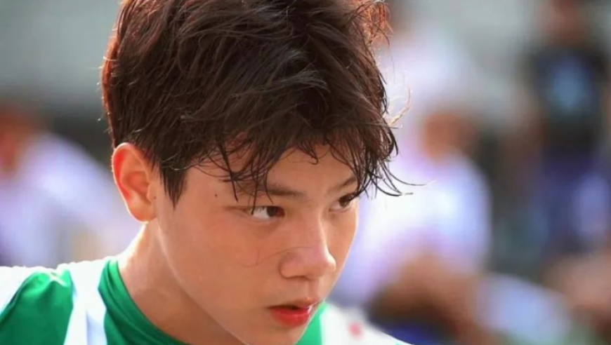 网传U15国足前锋改年龄、赌球，与未成年人5P并出轨32岁空姐