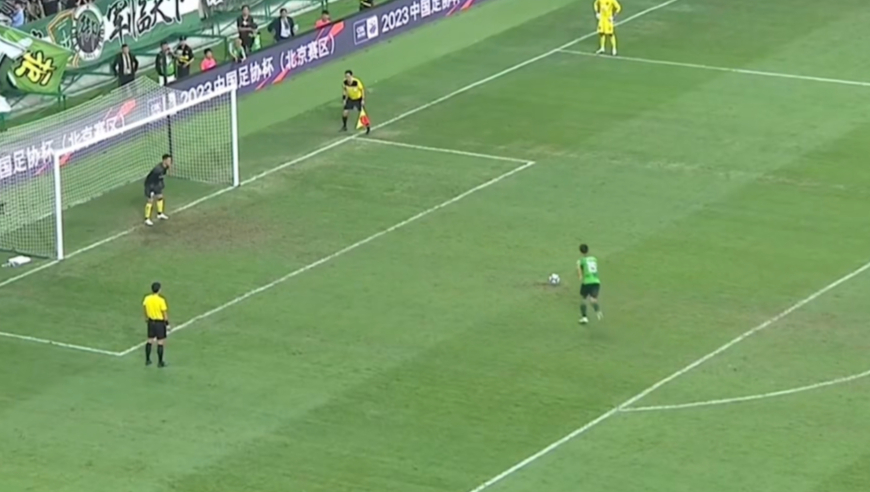 北京国安vs山东泰山，玩的就是心跳！中国足坛史诗级对决