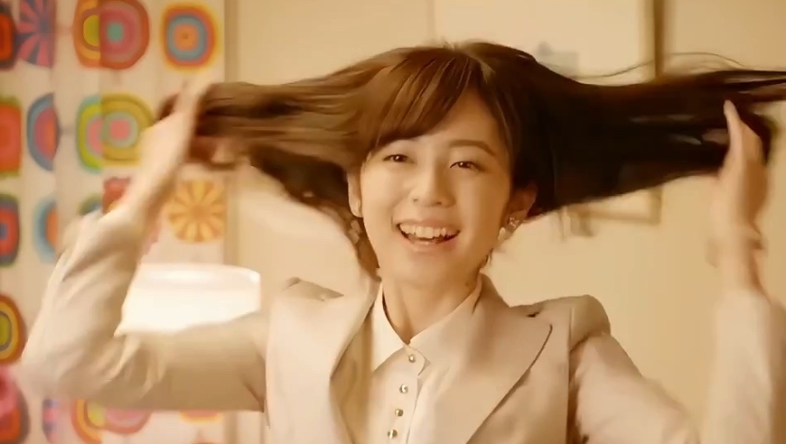 “真人版赤木晴子”，为了支持渡边打球她甘愿放弃自己的事业