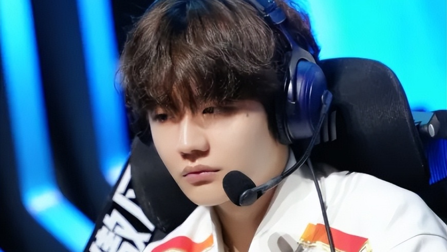 德杯爆冷，BLG踢走EIK是对的！WBG内部有分歧，刘青松再就业