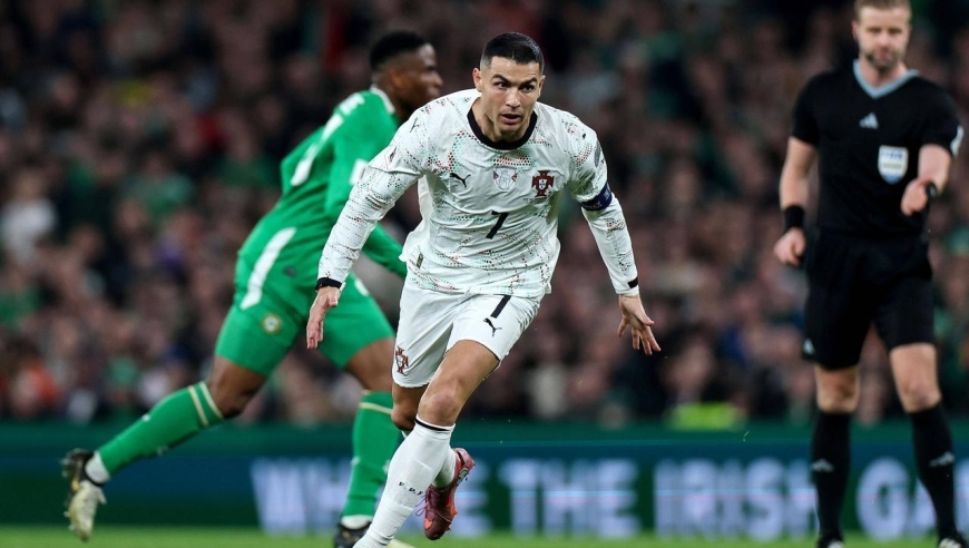 C罗为何在国家队226场才首次染红？自律人设崩塌了吗？