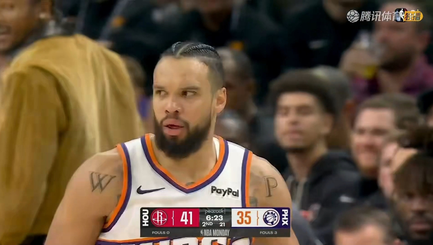 给年轻人上课！狄龙疯狂点名火箭小将 一人连得9分强势追分