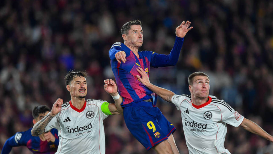 服了！白送一个世界级中锋不要，巴萨你还想买谁？凯恩吗？