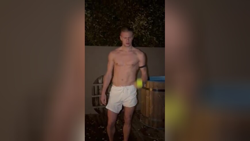 对阵伯恩茅斯梅开二度后，哈兰德晒进行冰浴视频自我激励