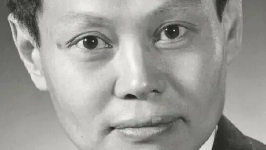 【短讯】杨振宁逝世丨FLY对T1连Ban五个女英雄被冲丨星际争霸2国服宣布回归