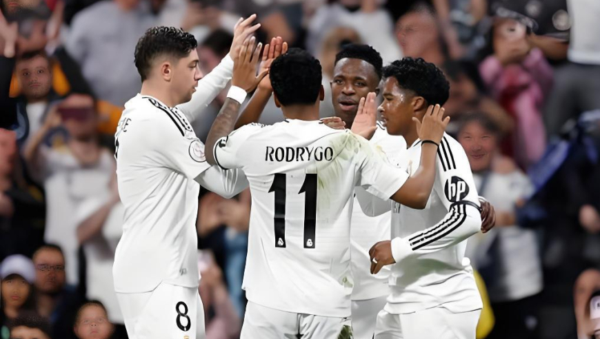 体坛记忆｜皇马身陷极低获胜绝境，两分钟连追两球，加时绝杀缔造奇迹