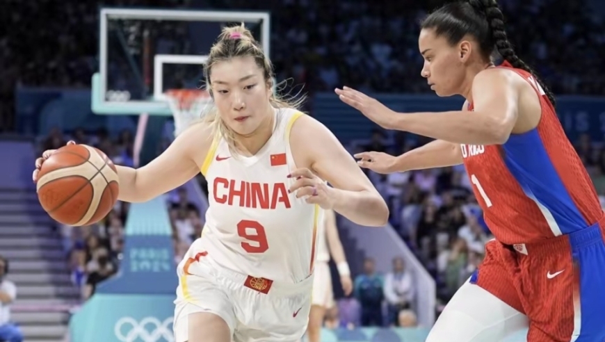 李梦落选中国女篮事情持续发酵，前国手公开力挺，媒体人称宫鲁鸣已给其留面子