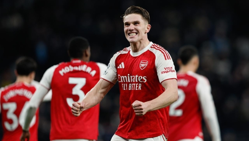 德比杀手诞生！埃泽两战热刺轰五球，约克雷斯成队内射手王