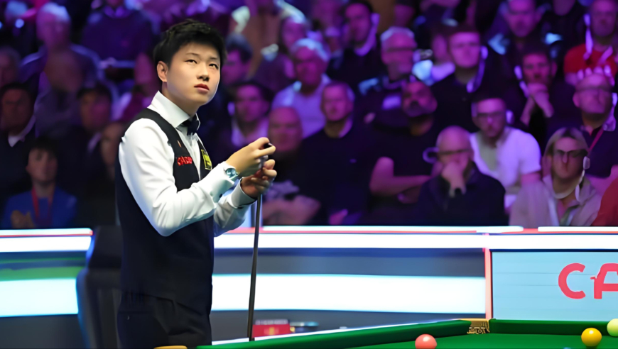 上海大师赛：威尔逊拿下第11局！后发制人攻防兼备，赵心童险象环生