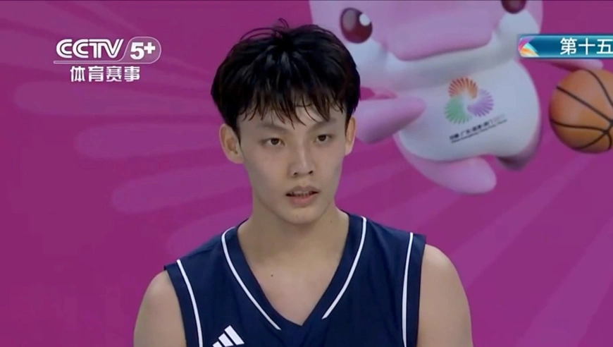 徐杰14+7集锦：空篮不中被杜锋骂 一对一单挑余嘉豪