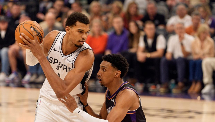 马刺不败金身告破，太阳一招限制文班，他和字母哥还有差距