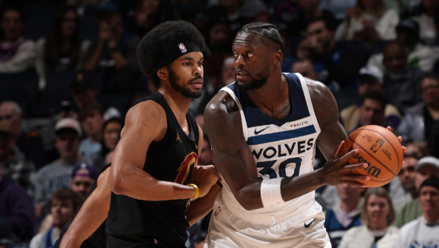 森林狼骑士决胜时刻：骑士三分打铁+丢后场篮板 麦丹一投一扣打嗨了