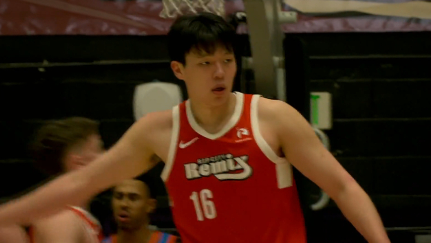 从从容容游刃有余！杨瀚森vs蓝队集锦：砍22分7板3助2帽率队逆转