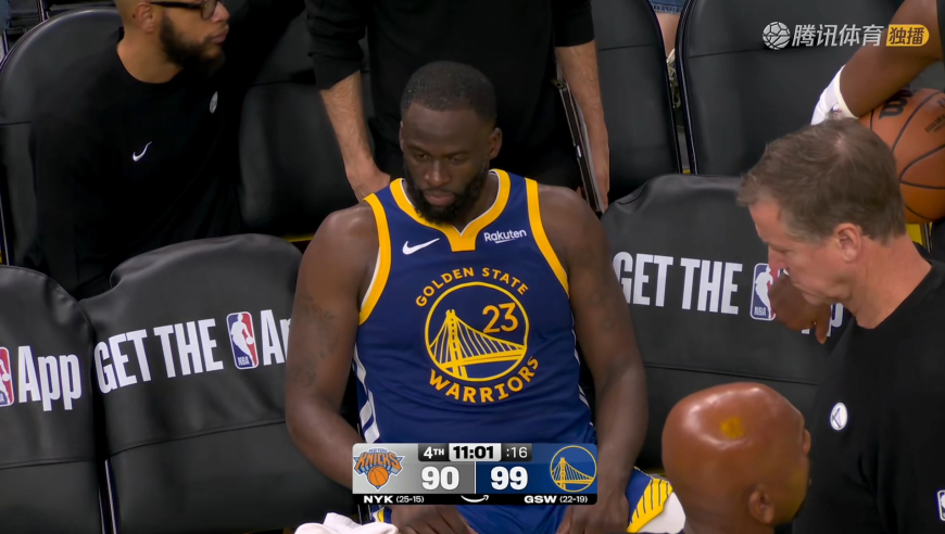 勇士纽约1分钟三次大动作！追梦抓唐斯脚吃恶犯 后者报复肘击波杰